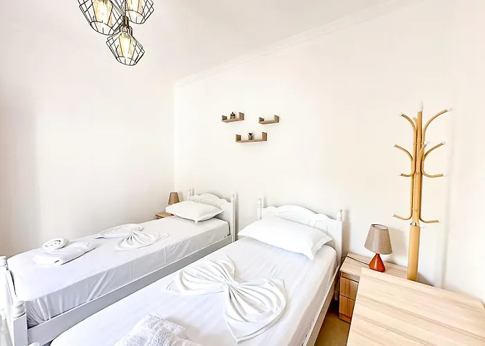 Turquoise 2br Apartamento Tirana