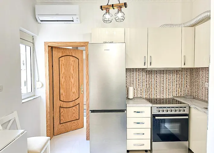 アパート Turquoise 2br ティラナ